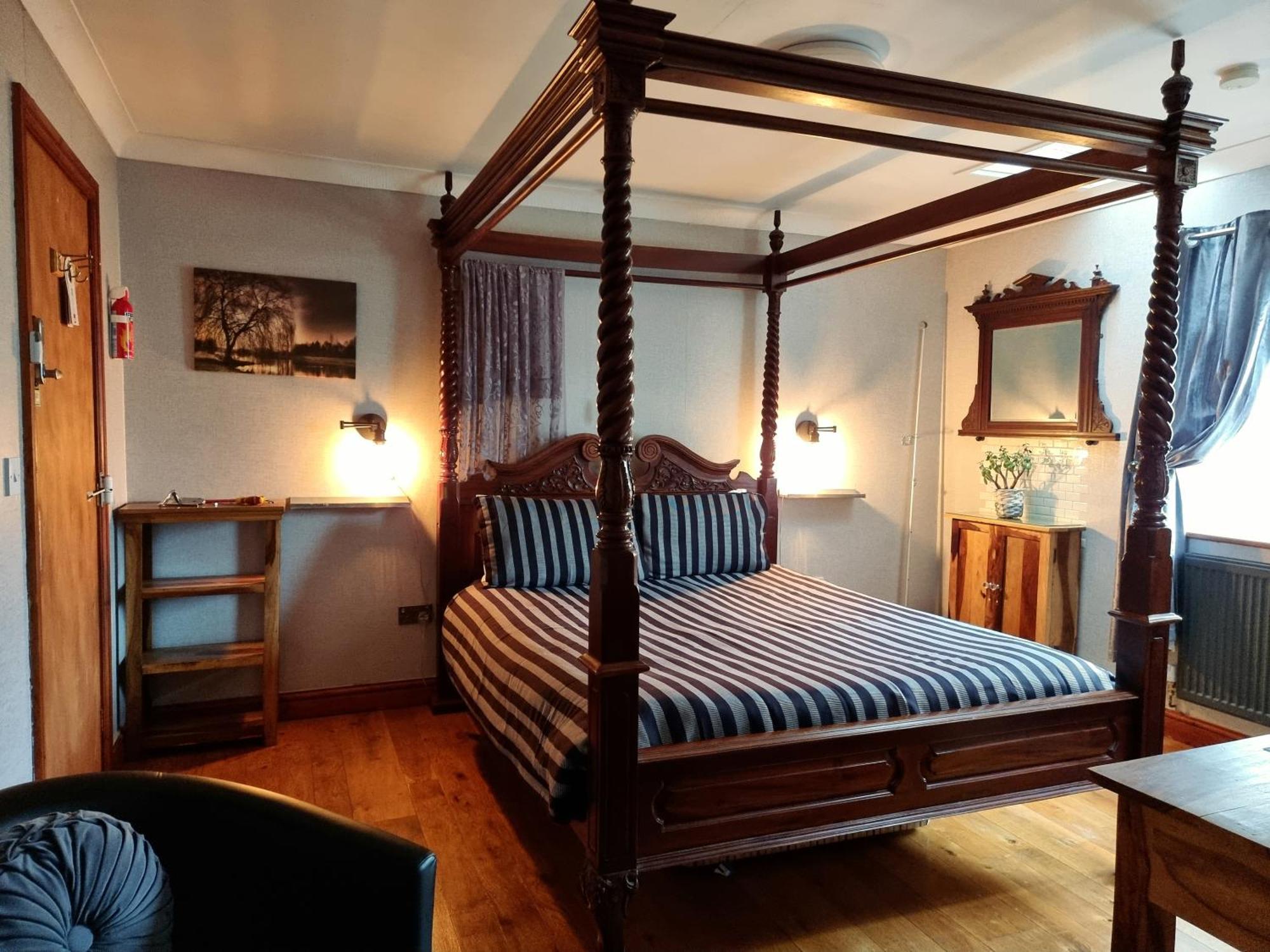 Castle Lodge - Brecon Beacons Accommodation Sennybridge Eksteriør bilde